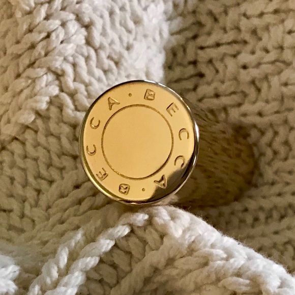 Becca Khloe & Malika lipstick in Cupid’s Kiss - Picture 4 of 5